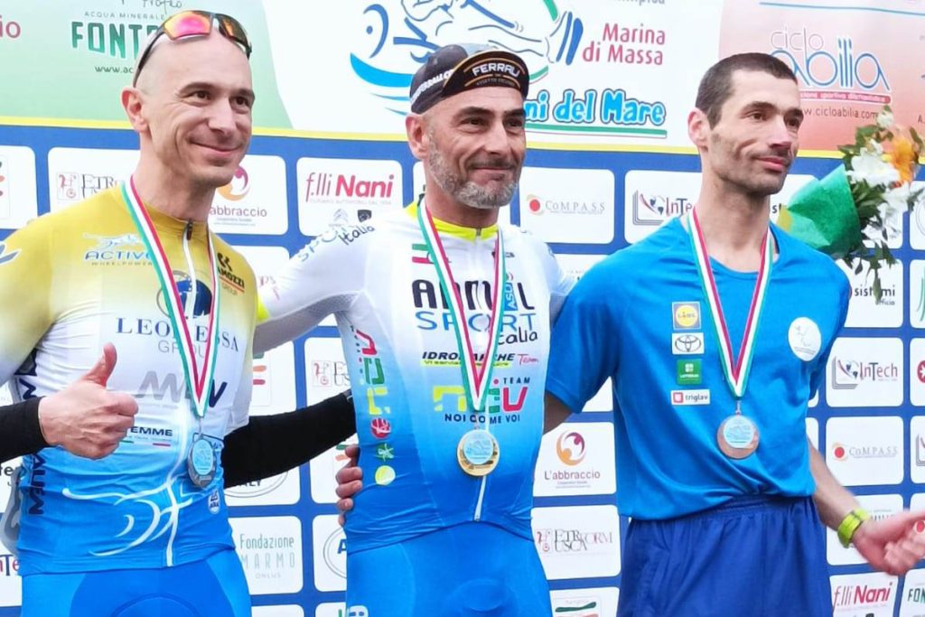 Il podio della categoria MC3 alla Due Giorni Del Mare di Marina di Massa, con Mirko Pini (sinistra) secondo classificato al debutto