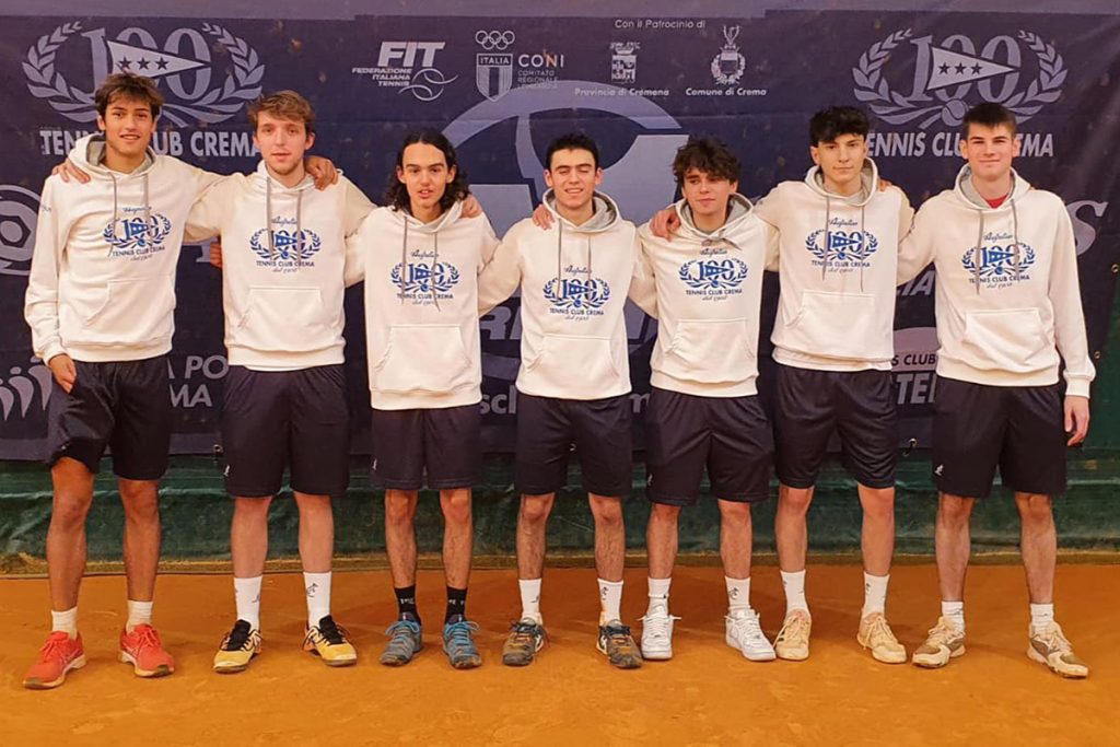 La formazione maschile di Serie C del Tennis Club Crema, che ha esordito con un successo per 4-2 contro la Canottieri Milano
