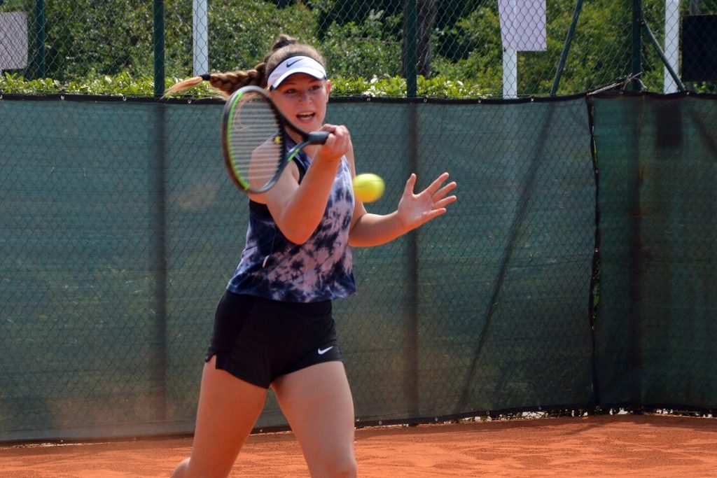 Carla Giambelli, classe 2008 da Concorezzo (Monza e Brianza), è una delle sei italiane ai quarti di finale del 16° Trofeo Città di Crema