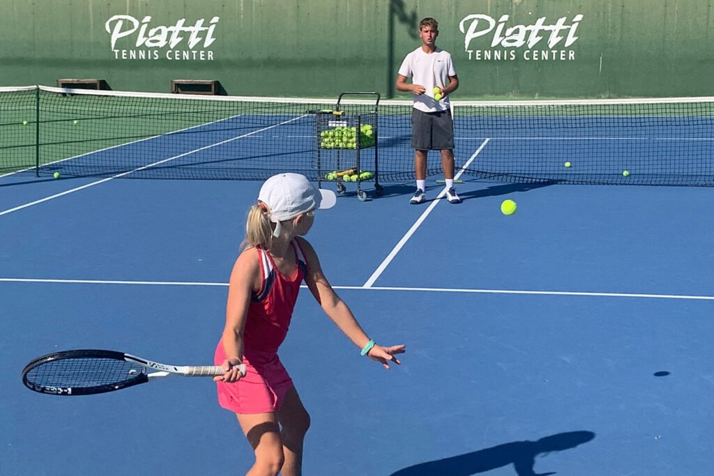 Al Piatti Tennis Center il mese di agosto è ricco di stage e consulenze: a Bordighera atleti provenienti da una quindicina di nazioni diverse