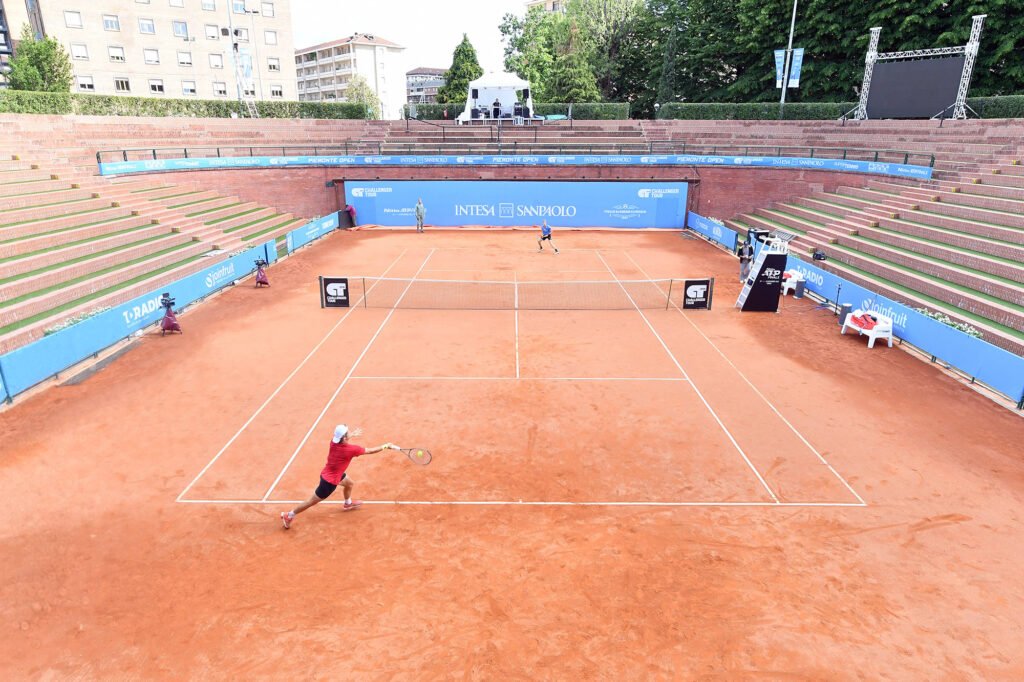 L'affascinante Campo Stadio del Circolo della Stampa Sporting di Torino, rimesso a nuovo per la prima edizione del Piemonte Open Intesa Sanpaolo (foto Francesco Panunzio)