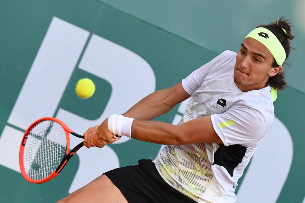 Mattia Bellucci, varesino classe 2001, ha firmato il colpaccio al Sardegna Open eliminando l'ex top-10 Diego Schwartzman (foto Francesco Panunzio)