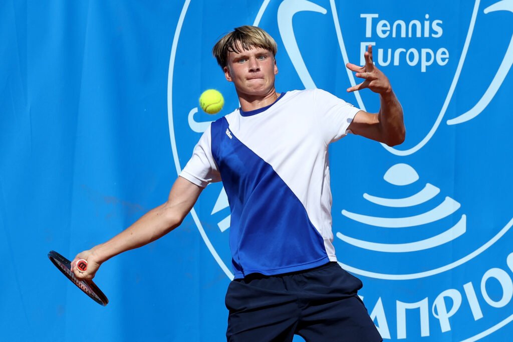 Linus Lagerbohm, finlandese classe 2007, ha eliminato Pierluigi Basile nei quarti di finale dei Campionati Europei under-16 di Parma (foto Giampiero Sposito)