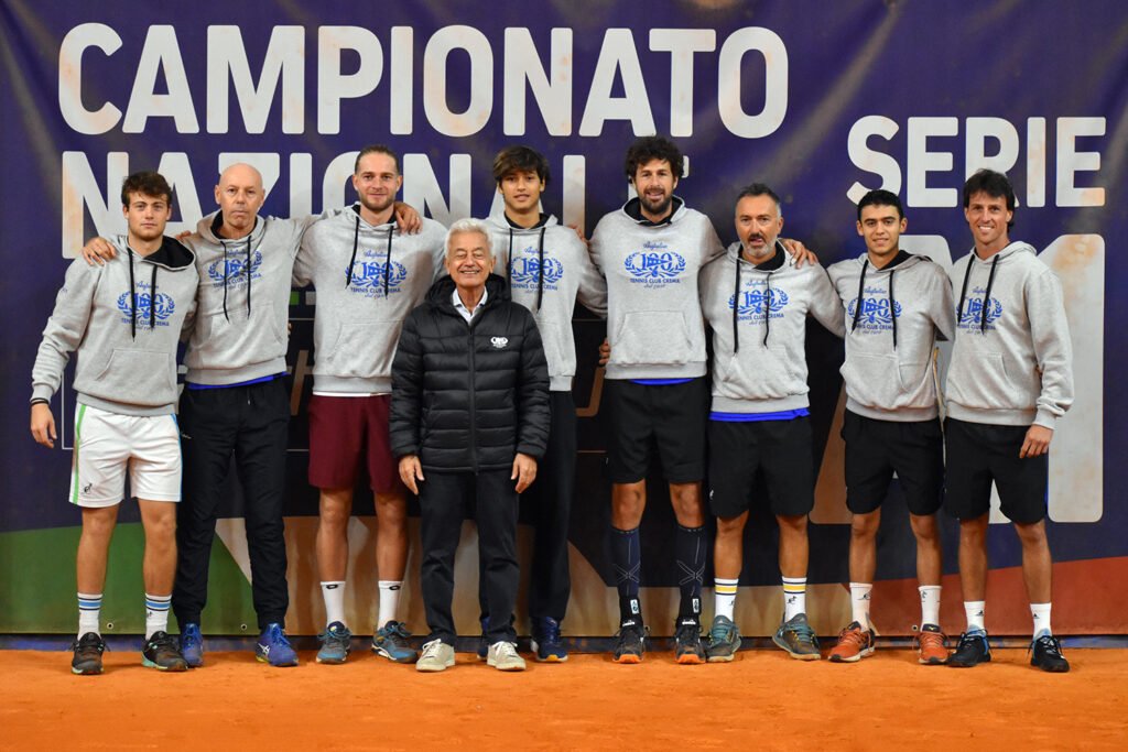 La formazione del Tennis Club Crema, capace di arrivare fino a un passo dalla finale nel campionato di Serie A1 (foto GAME)