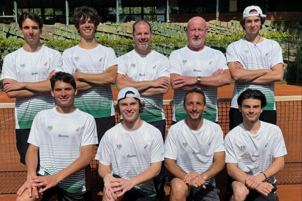 La formazione di Serie C del Tennis Forza e Costanza, pronta per i play-off regionali