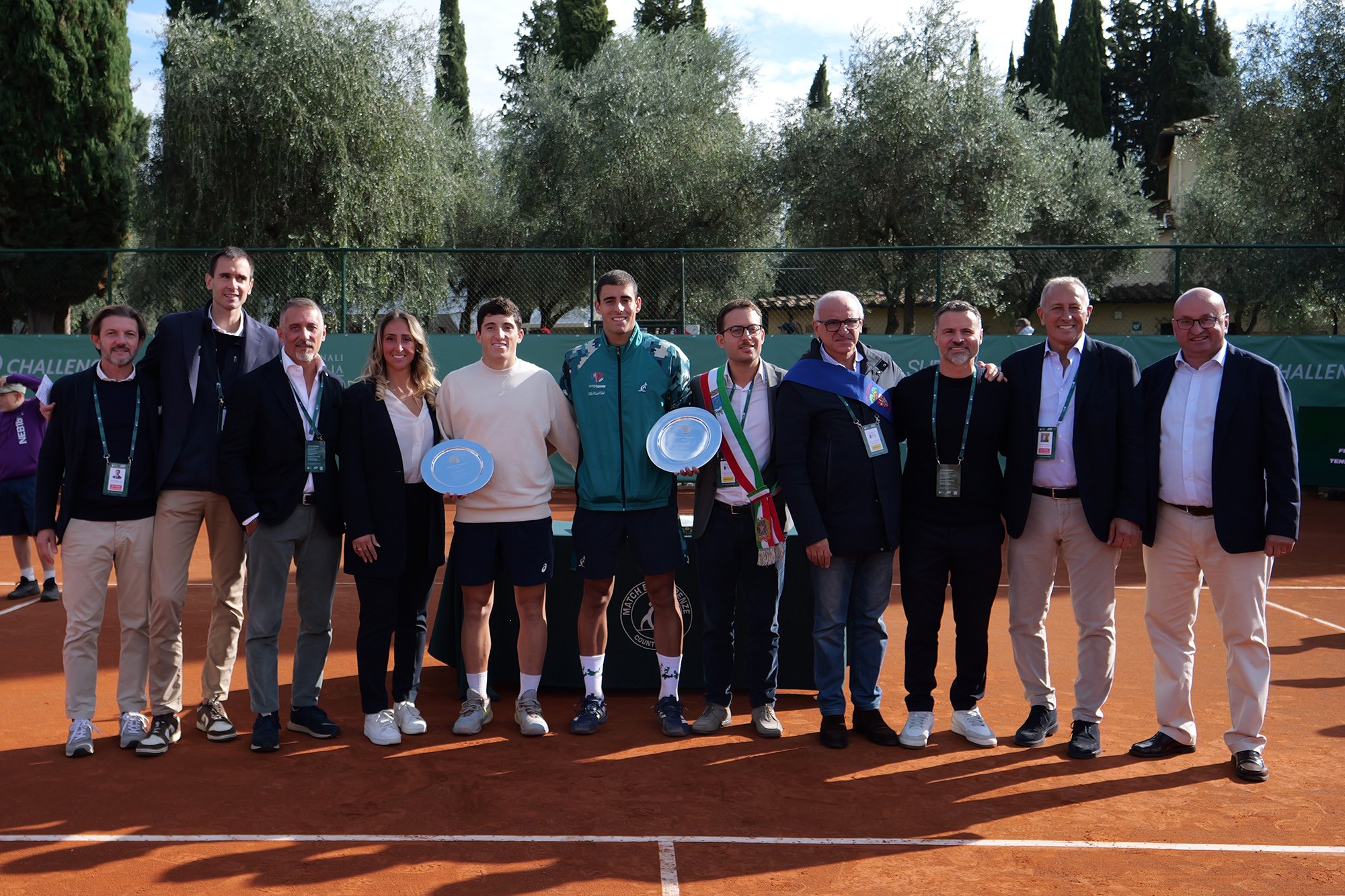 La premiazione della prima edizione del Banca Mediolanum Florence Open, vinta da Filippo Romano (destra) contro Michele Ribecai (foto Federico Fontana)