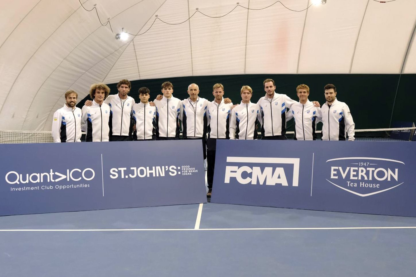 La formazione del Tc Milano Alberto Bonacossa vittoriosa per 5-1 sul Tc Ancona - foto Fabio Taffurelli