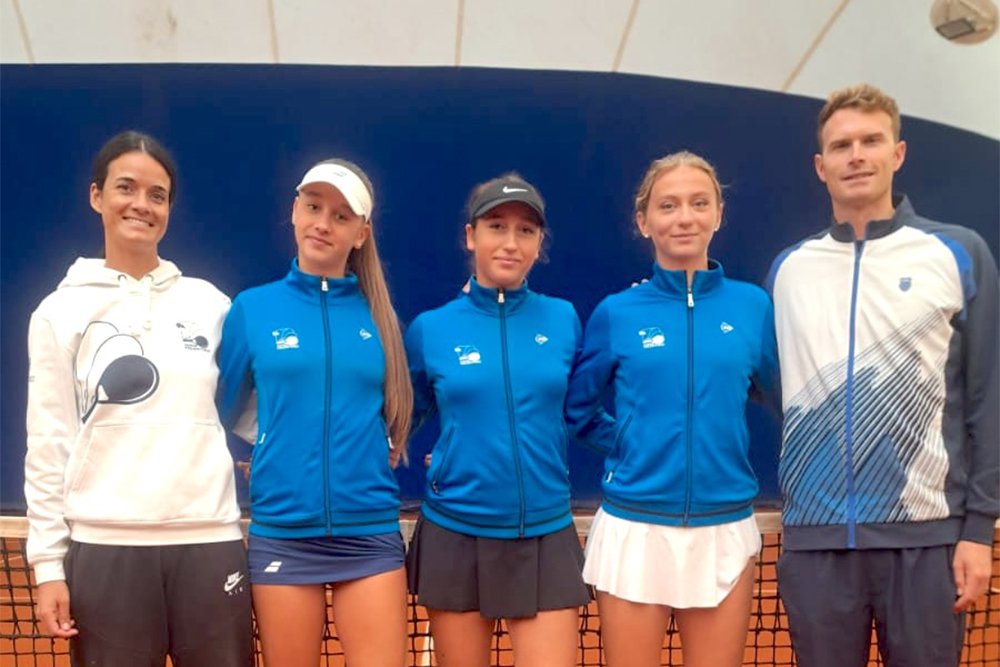 La squadra di Serie A2 femminile del Tennis Tolentino sconfitta in casa da Foligno